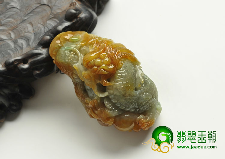 细糯种黄翡缅甸翡翠a货龙挂件