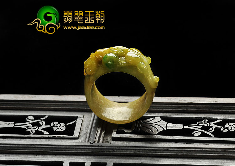糯冰种黄加绿缅甸翡翠a货指环