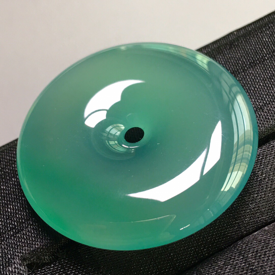 冰种晴水绿平安扣挂件一对翡翠