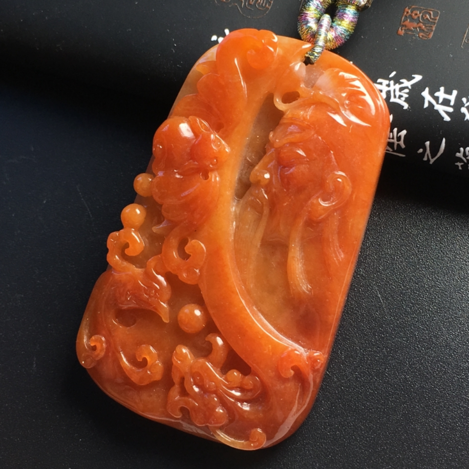 糯冰种红翡关公挂件翡翠