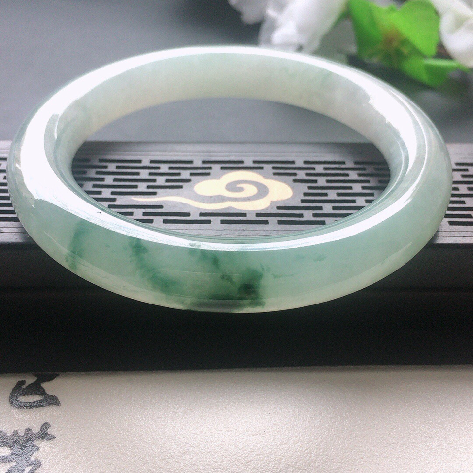 翡翠细糯种飘花圆条手镯56mm