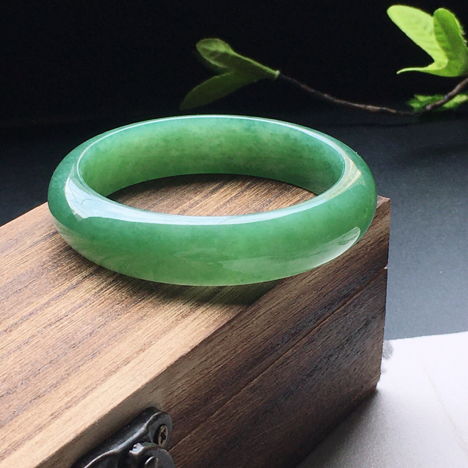 缅甸翡翠细糯种蓝绿正圈手镯53mm