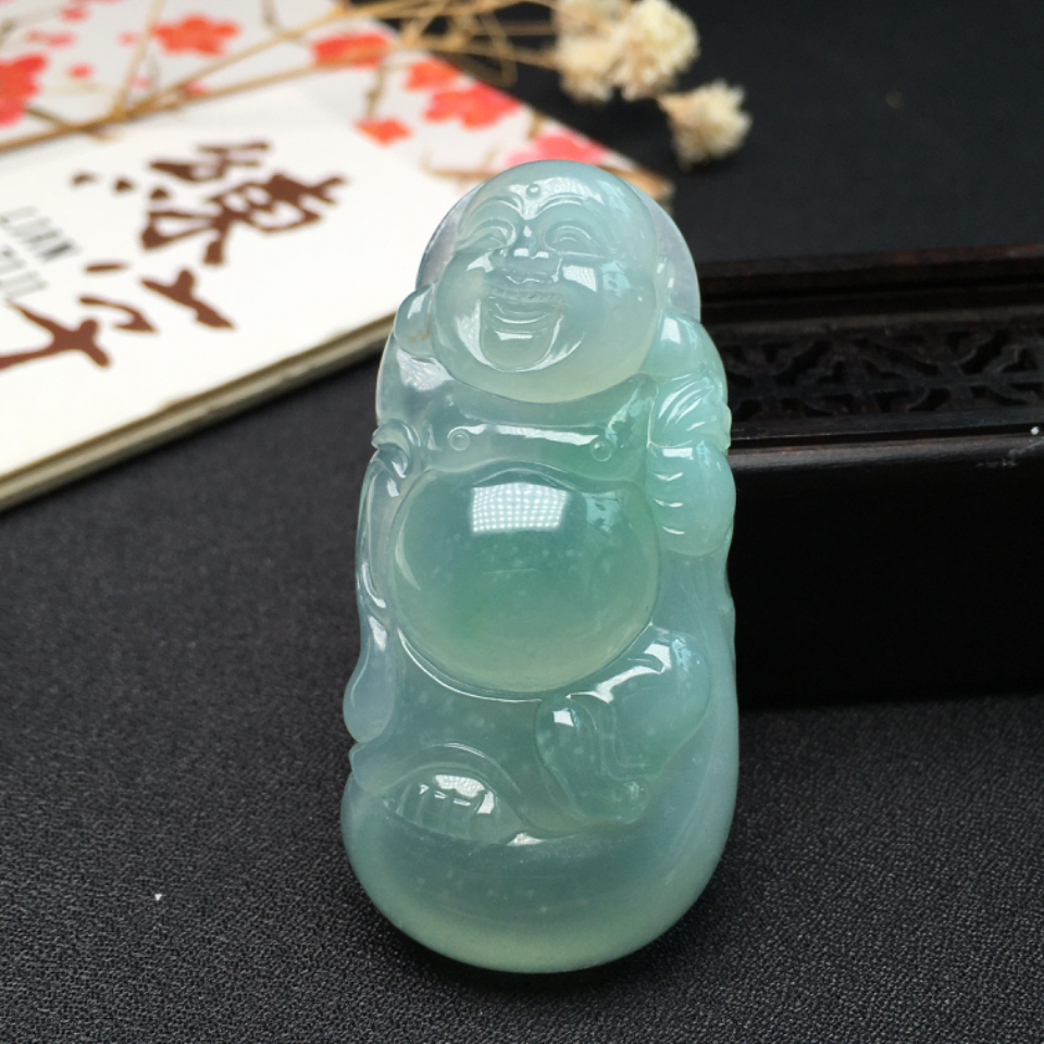 冰糯晴绿底布袋佛挂件翡翠