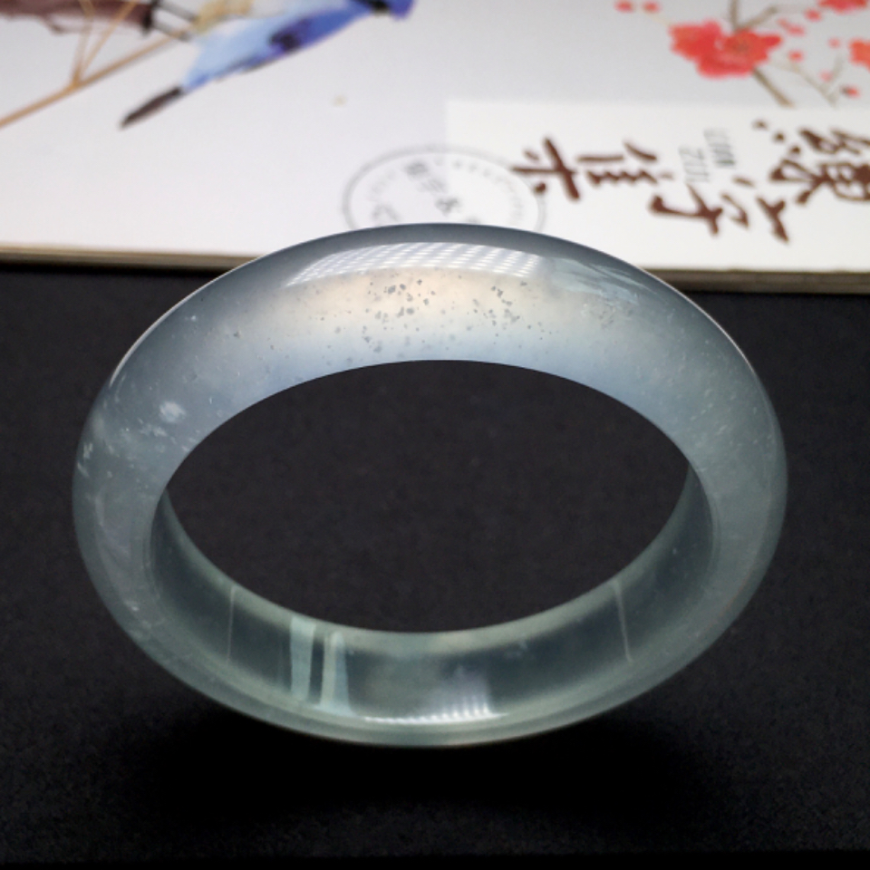 翡翠冰玻种雪花棉正圈手镯55mm