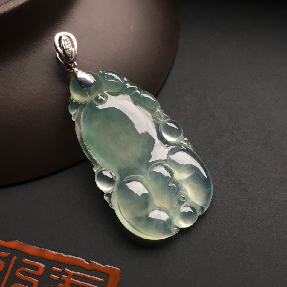（超值推荐）冰种晴水佛手挂件（金扣）