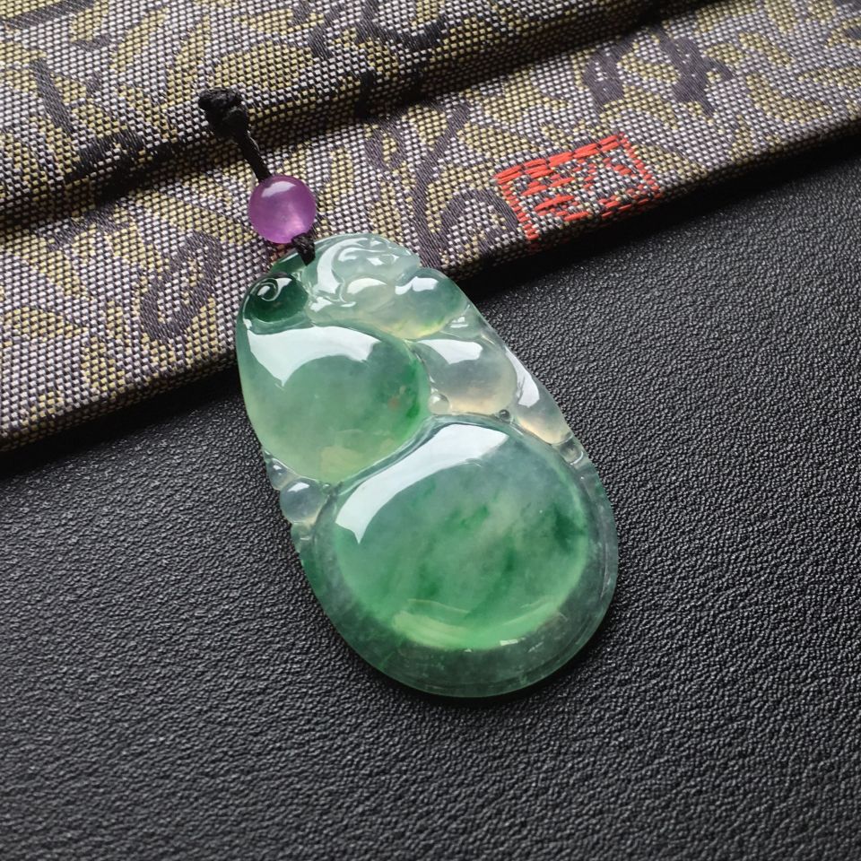 (超值推荐)冰种飘绿花葫芦挂件