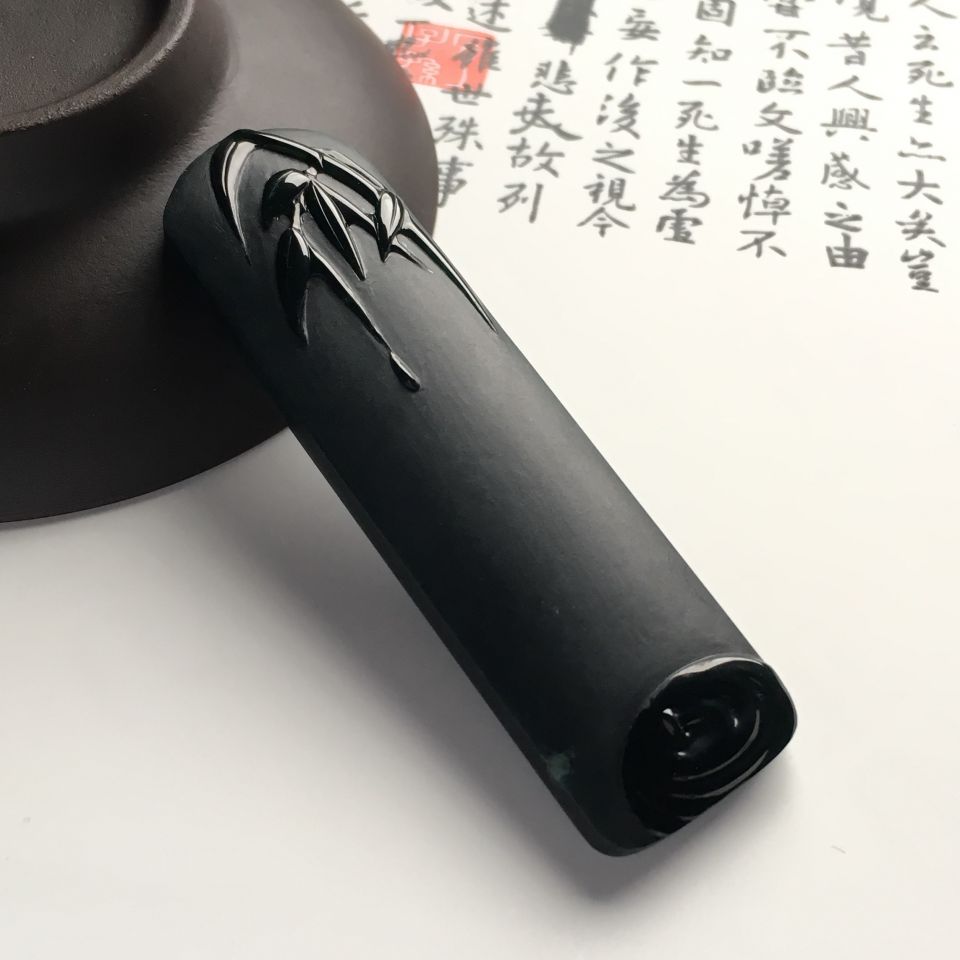 （超值推荐）冰种墨翠滴水之恩挂件