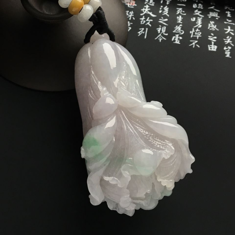 糯冰种略飘花白菜挂件/手玩件