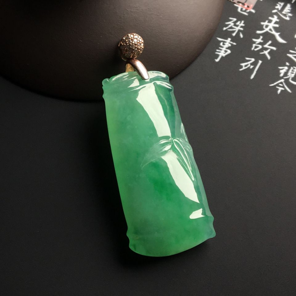 糯冰种豆绿节节高挂件