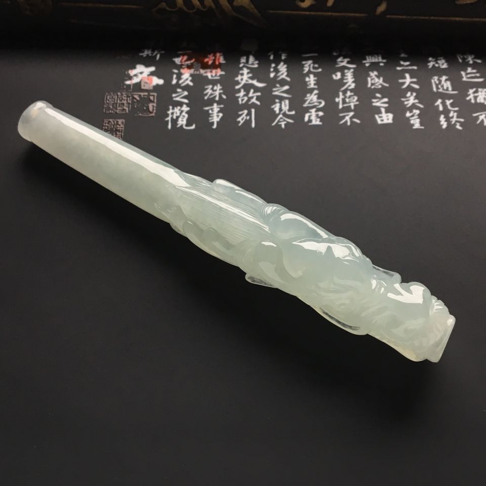 糯冰种淡晴水龙行天下烟斗