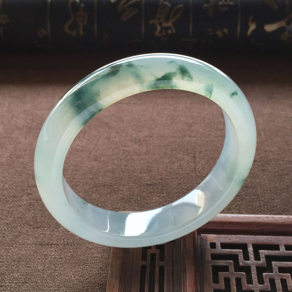 (超值推荐)冰种飘花手镯(56.4mm)