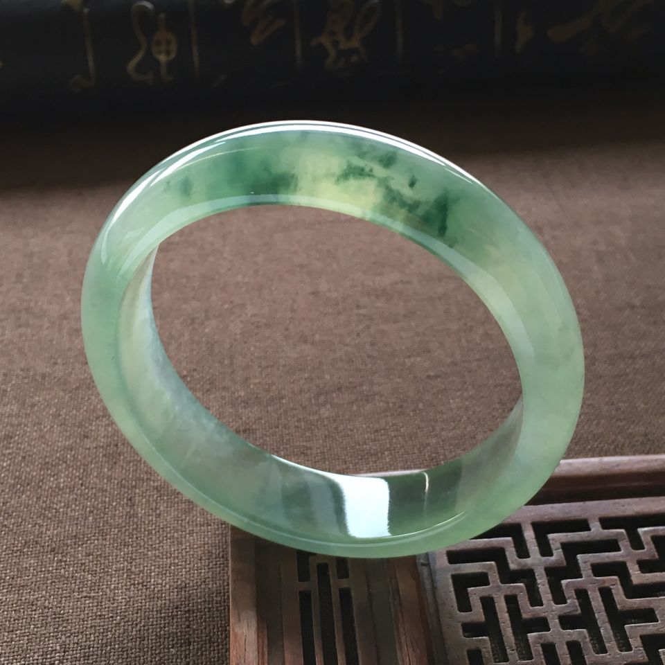 冰种晴水飘花手镯(58.3mm)