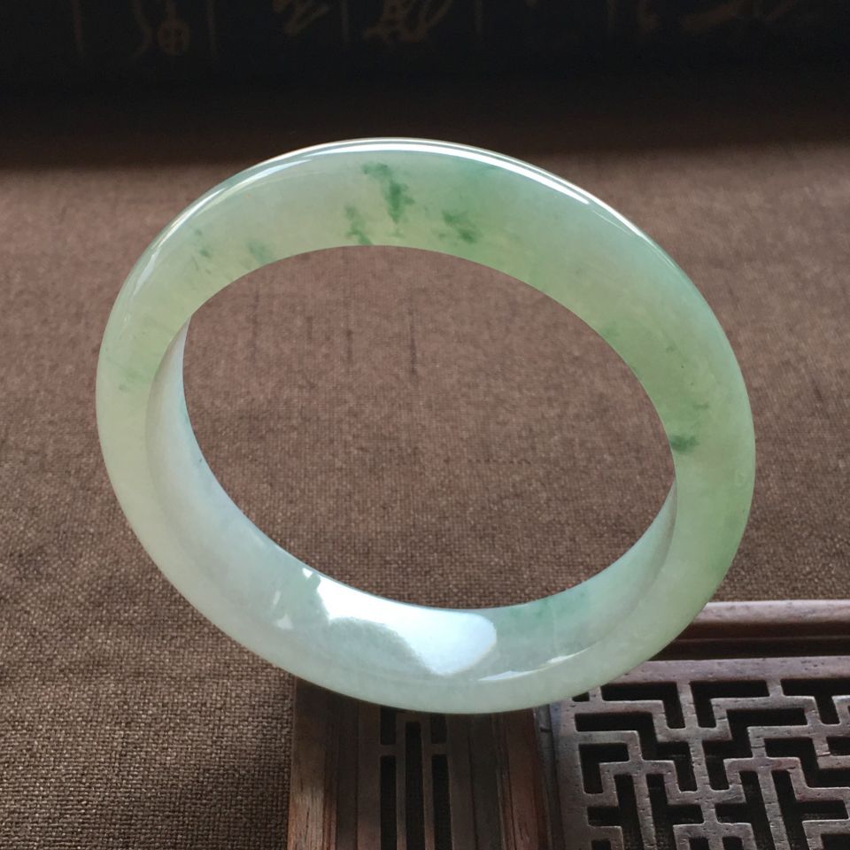 糯冰种飘花手镯(59.4mm)