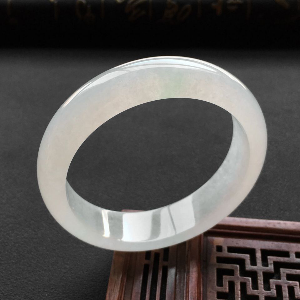 冰种淡晴水手镯(56.4mm)
