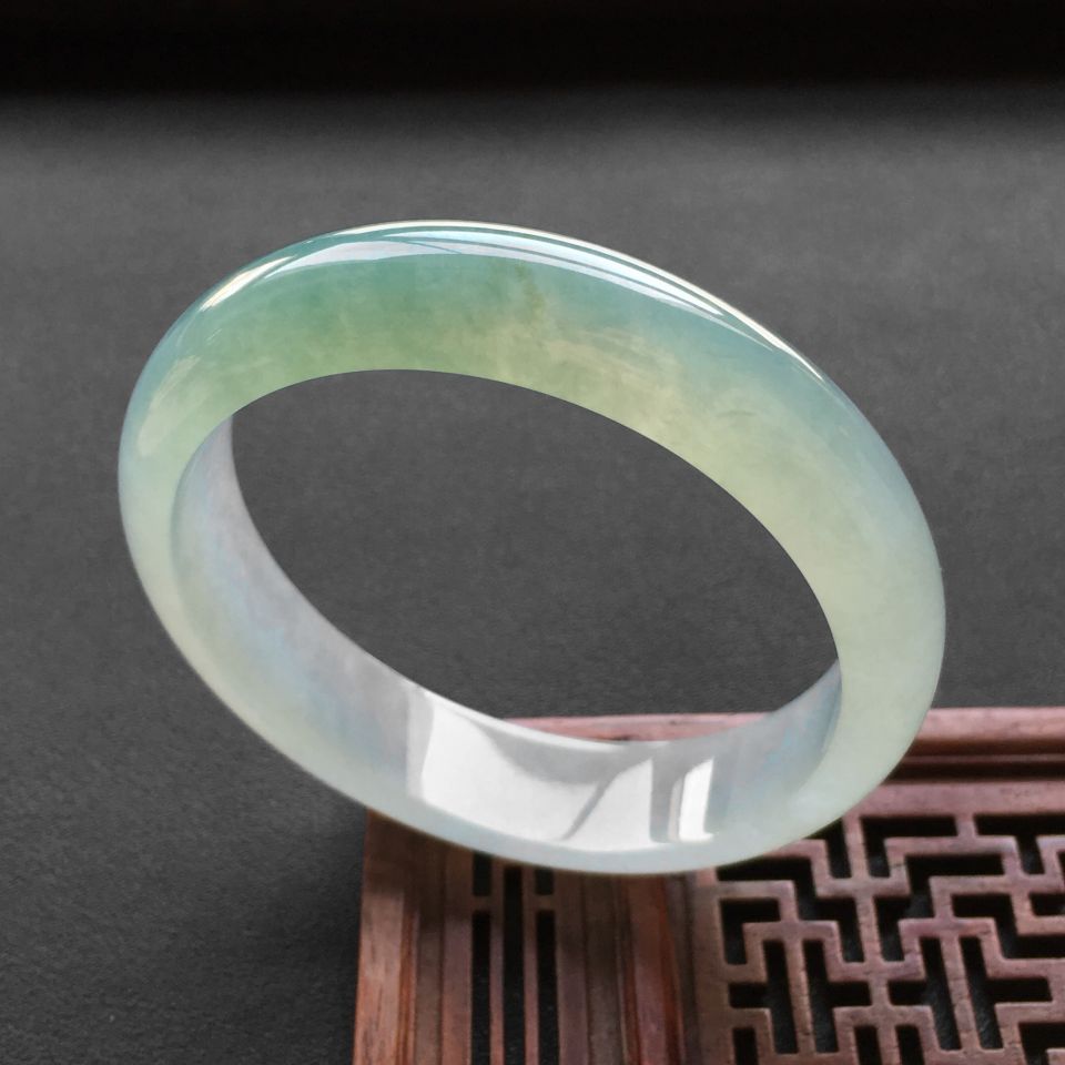 糯冰种晴水手镯(58.5mm)