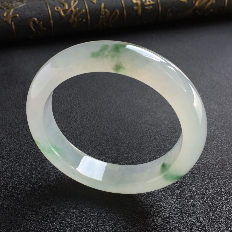 (超值推荐)冰种飘花手镯(55.8mm)