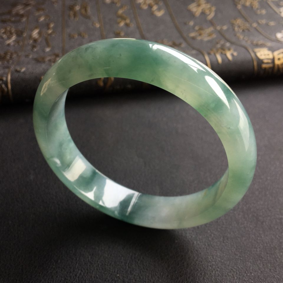 糯冰种飘花手镯(59mm)
