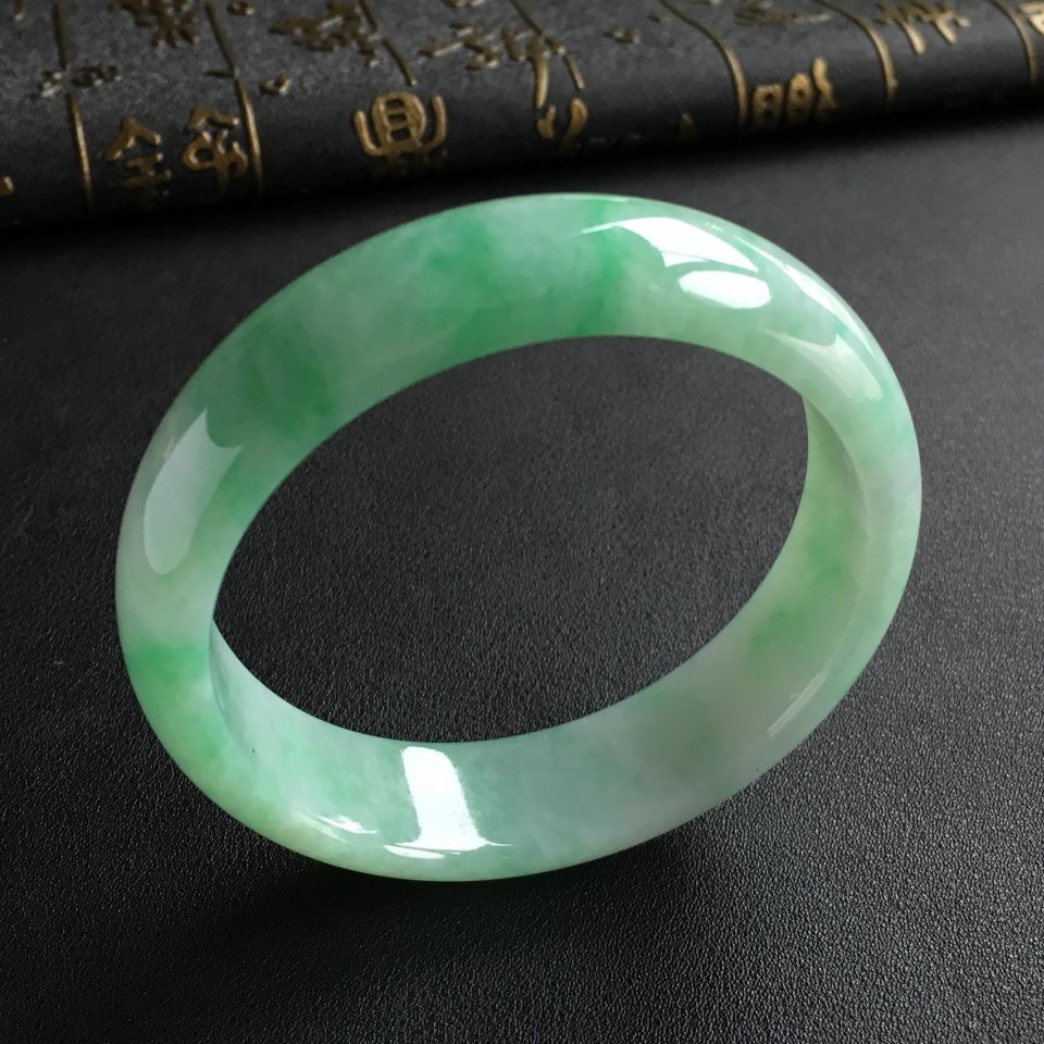 糯冰种飘翠手镯(58.1mm)