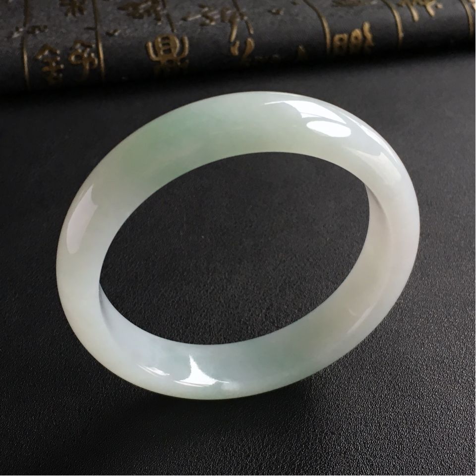 糯冰种晴水手镯(57.5mm)