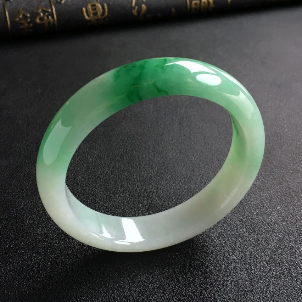 糯冰种飘翠手镯(55.6mm)