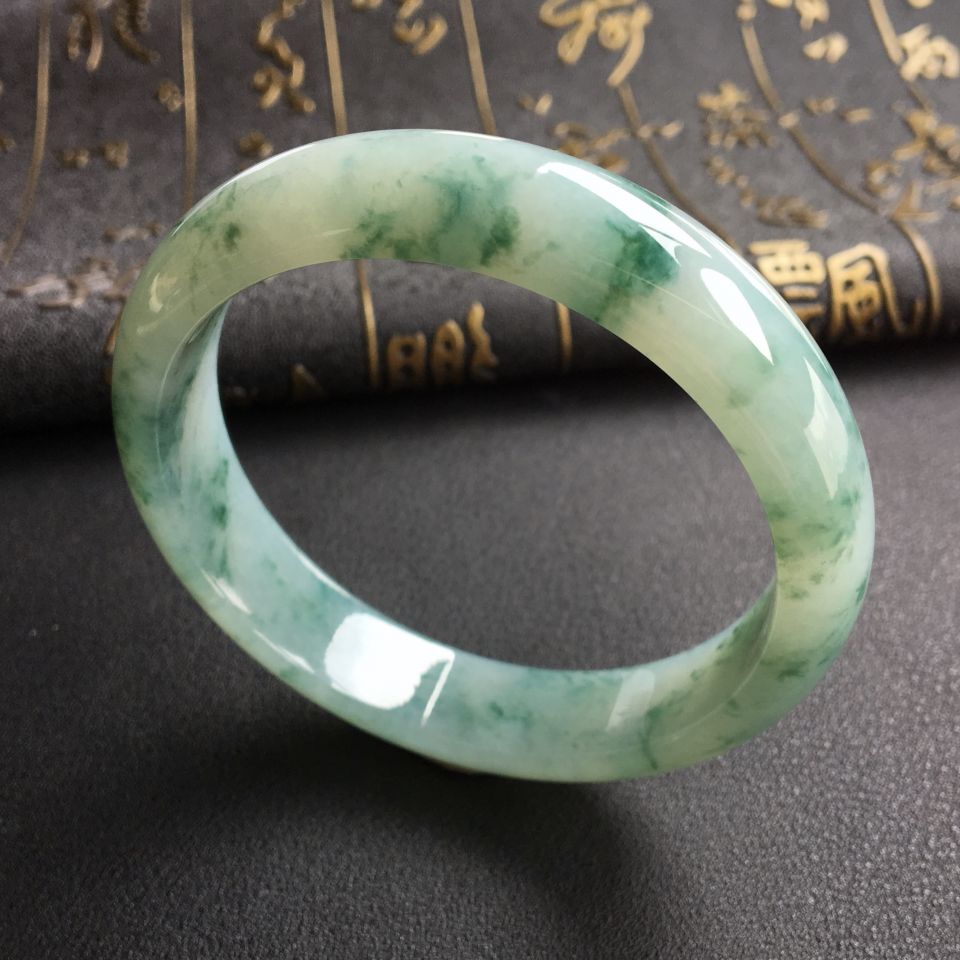 糯冰种飘花手镯(56.4mm)
