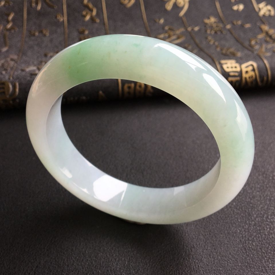 糯冰种飘花手镯(56.6mm)