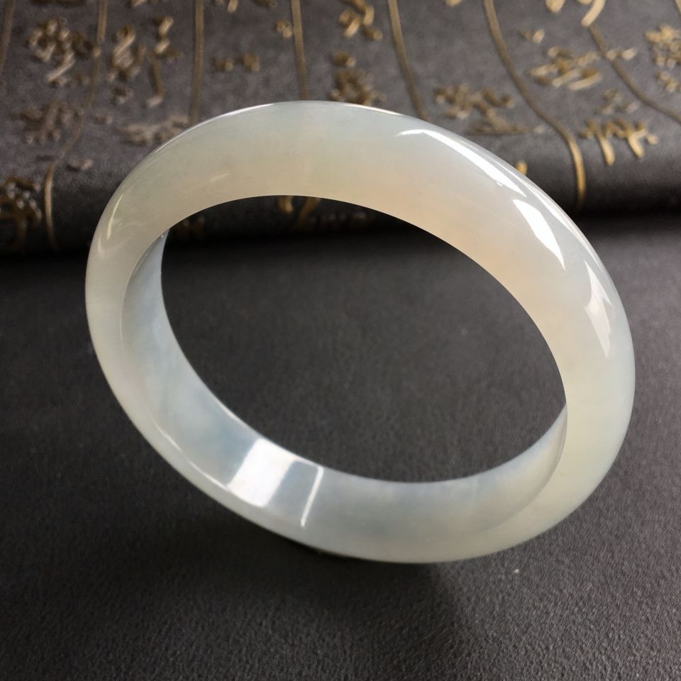 糯冰种晴水手镯(57mm)