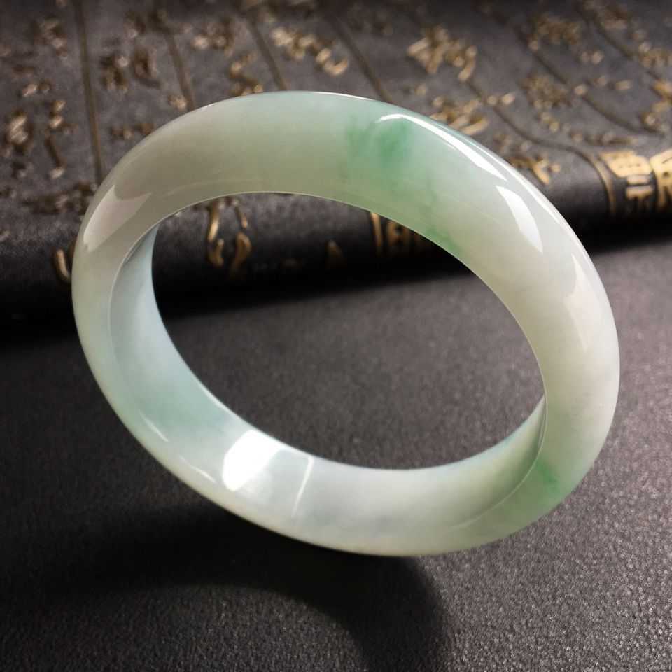 糯冰种飘花手镯(56.6mm)