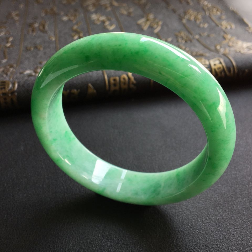 糯冰种飘翠手镯(57.8mm)