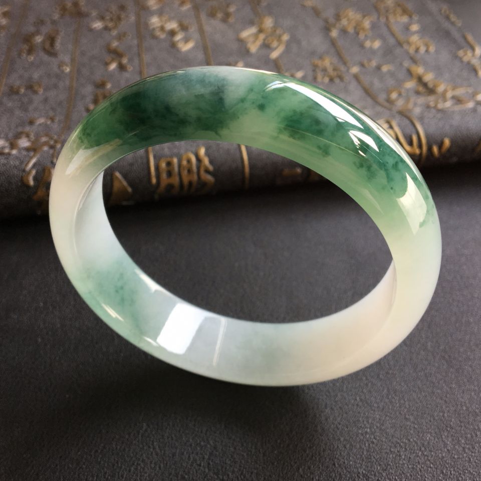 糯冰种飘花手镯(59mm)