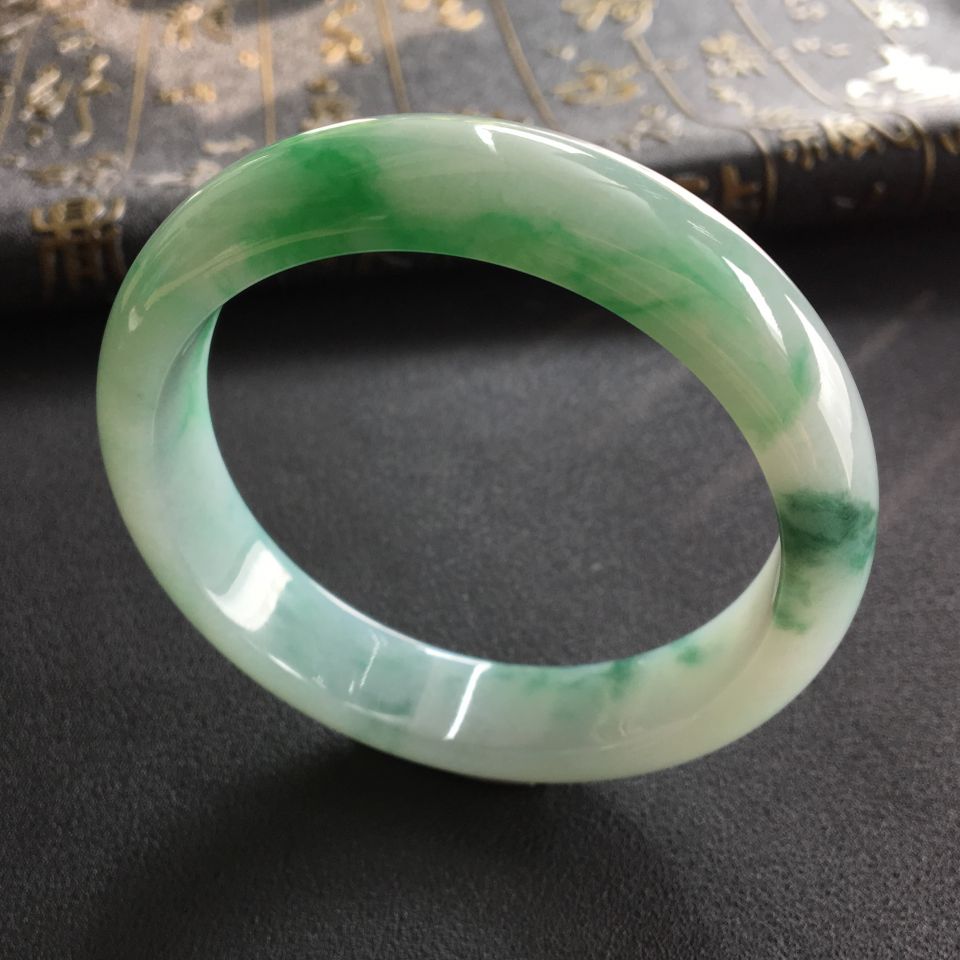 糯冰种飘翠手镯(59mm)