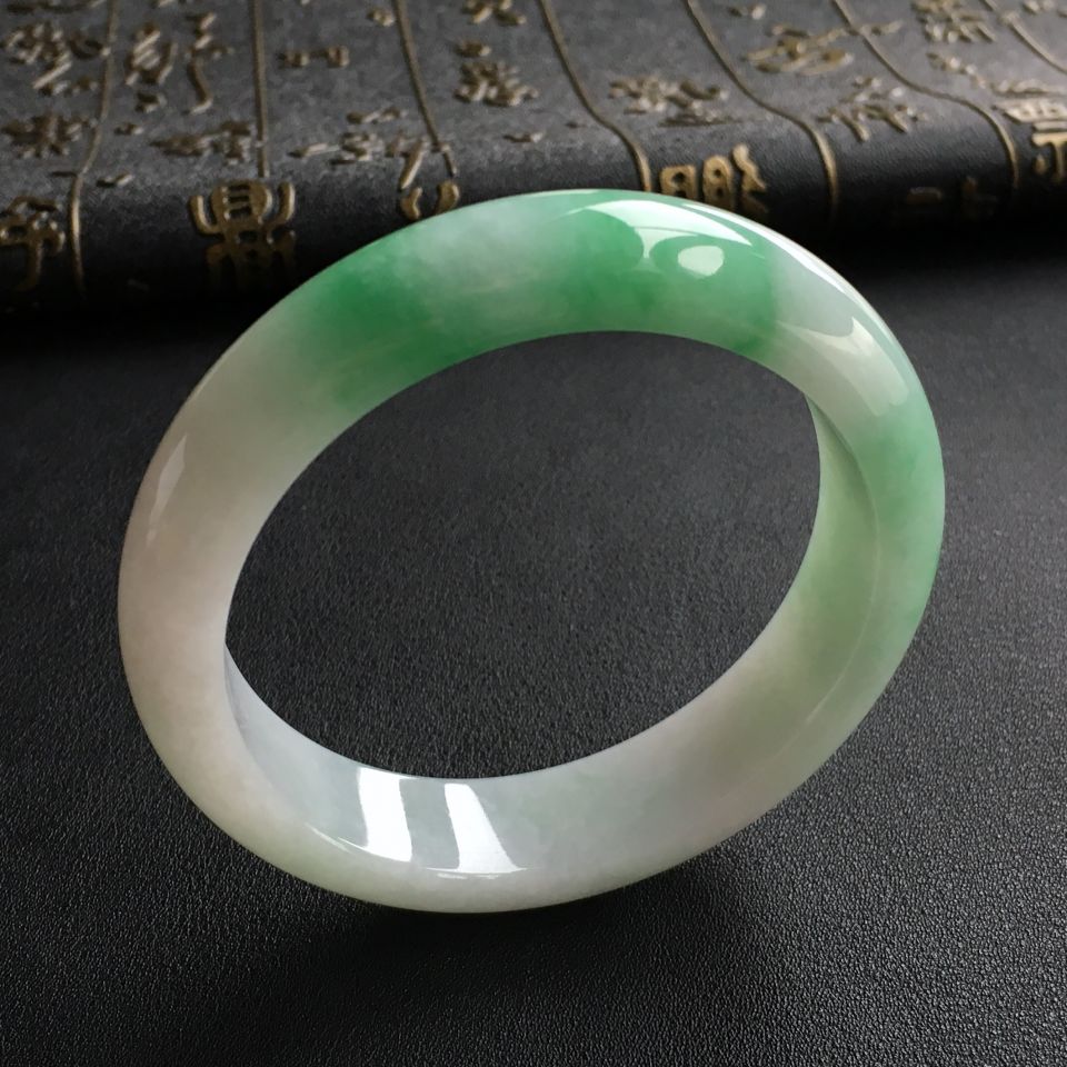 糯冰种飘翠手镯(56.4mm)