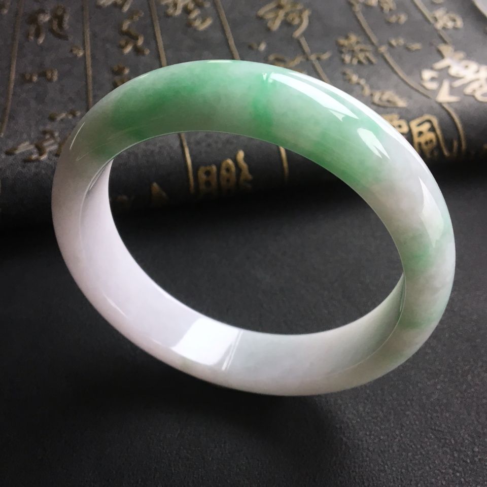 糯冰种飘翠手镯(60mm)