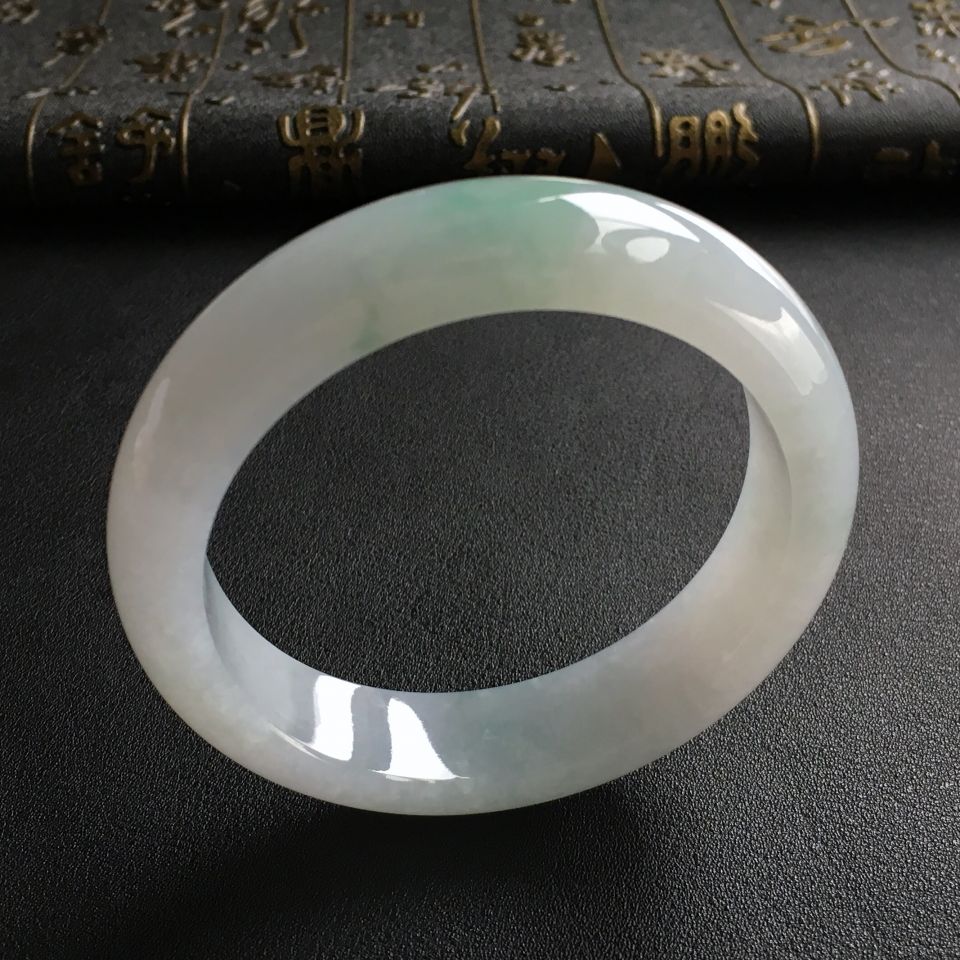 糯冰种飘花手镯(57mm)
