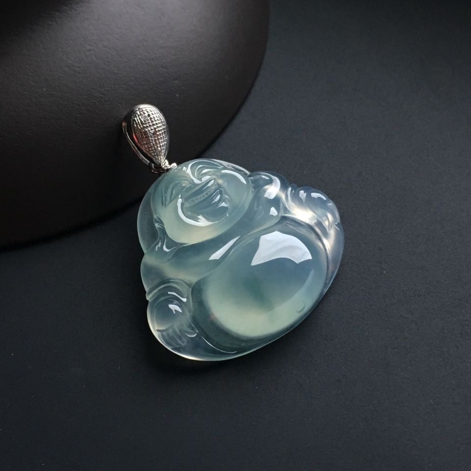 冰种淡晴水玉佛挂件