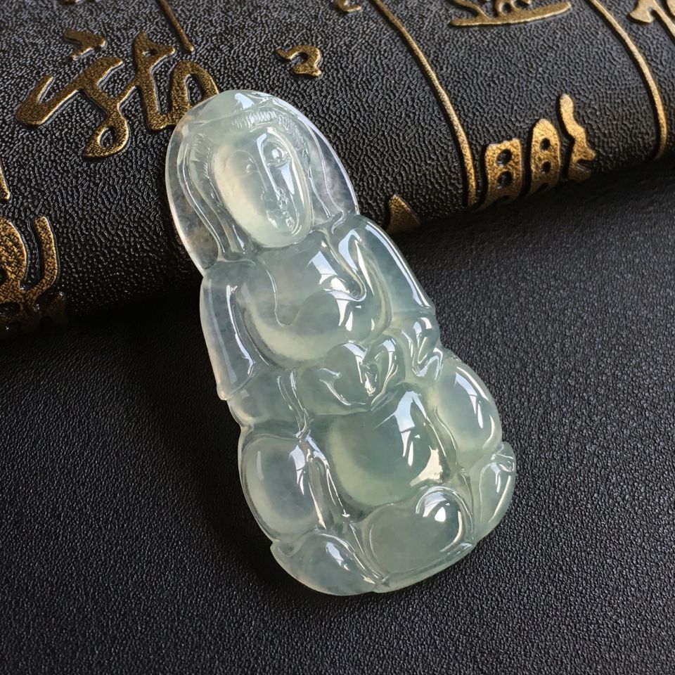 冰种晴水观音挂件