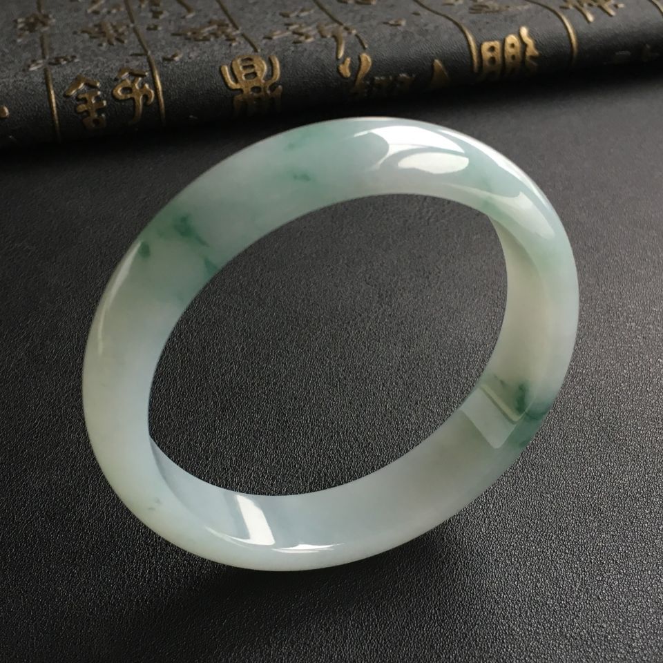 糯冰种飘花手镯(59.7mm)