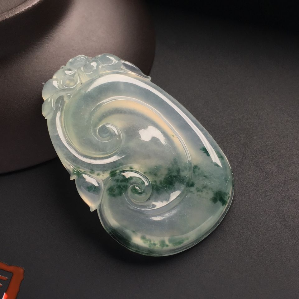 冰种飘花如意挂件