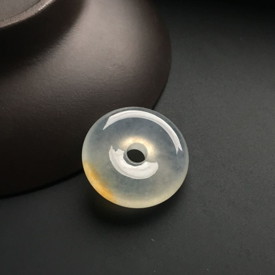 （超值推荐）冰种淡晴水略带黄翡平安扣挂件