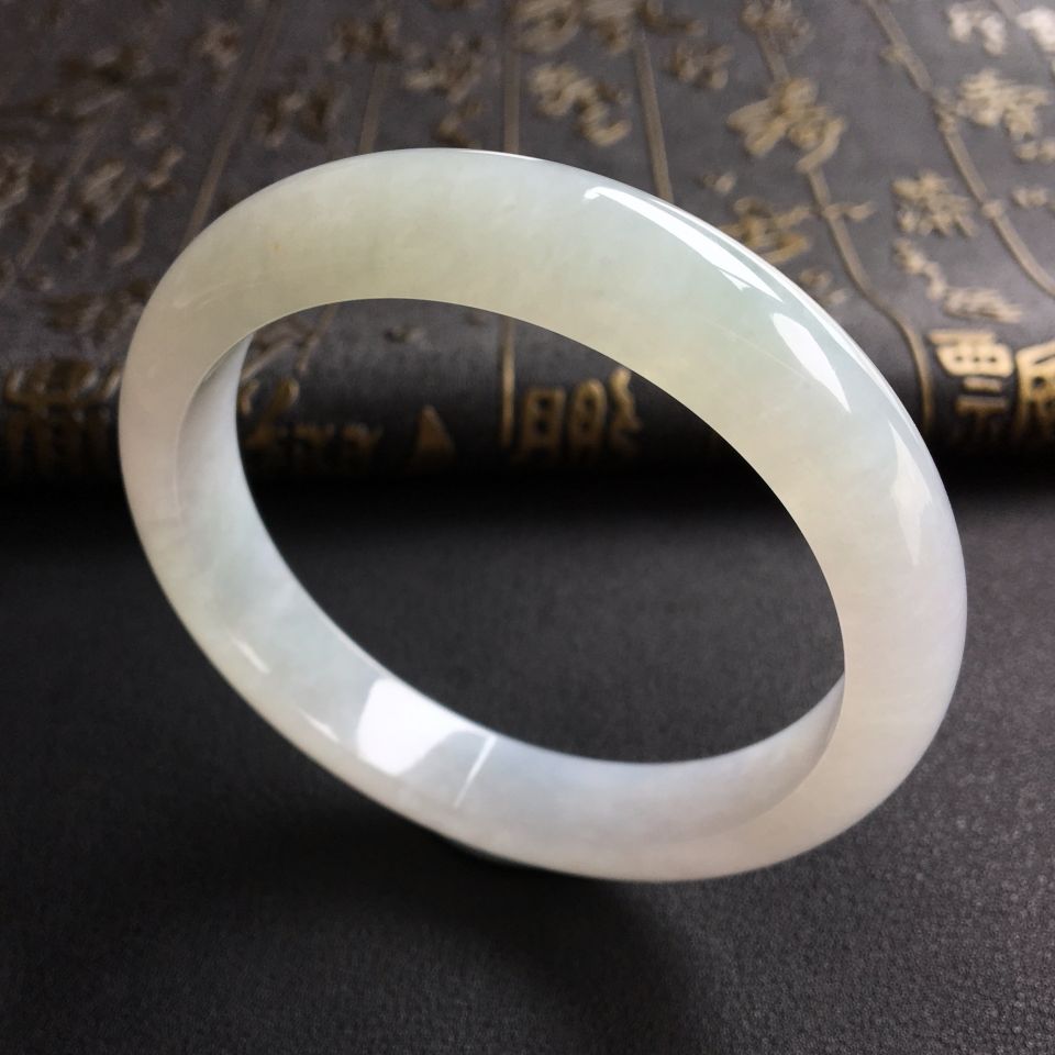 糯冰种晴水手镯(57.8mm)