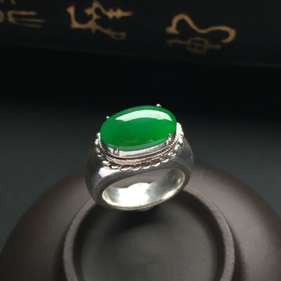 糯冰种阳绿戒面