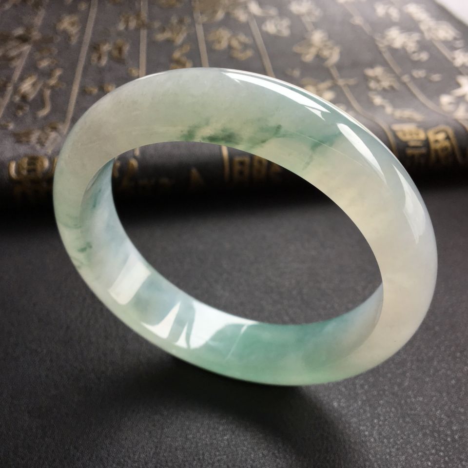 糯冰种晴水飘花手镯(57.2mm)