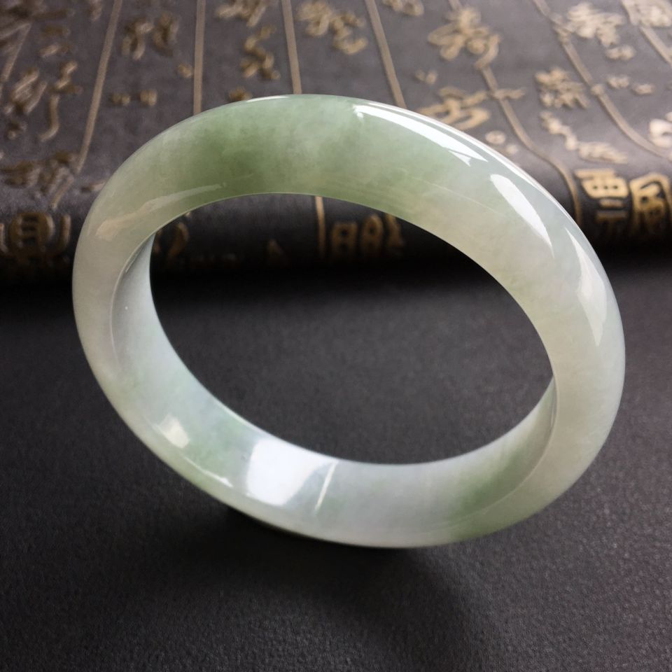 糯冰种飘花手镯(56.2mm)