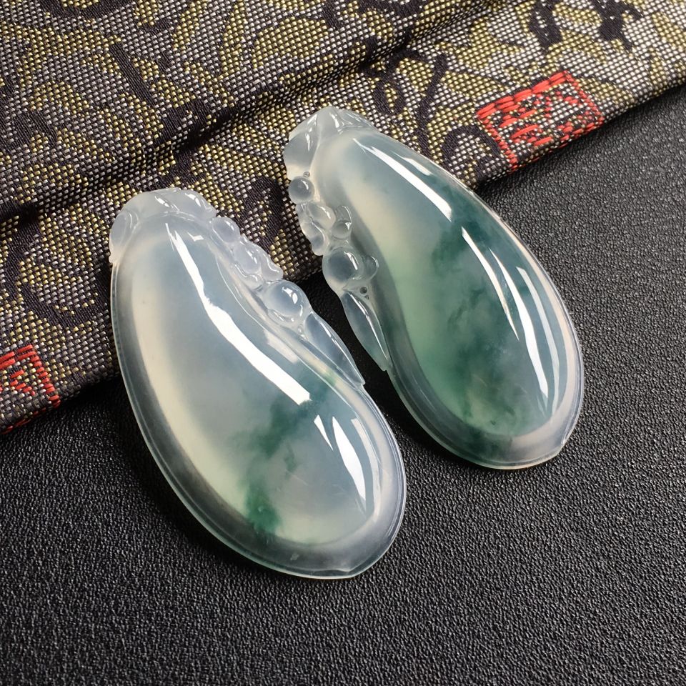 冰种飘花福瓜挂件一对走