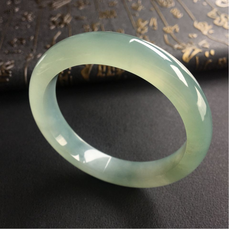 糯冰种晴水手镯(55.4mm)
