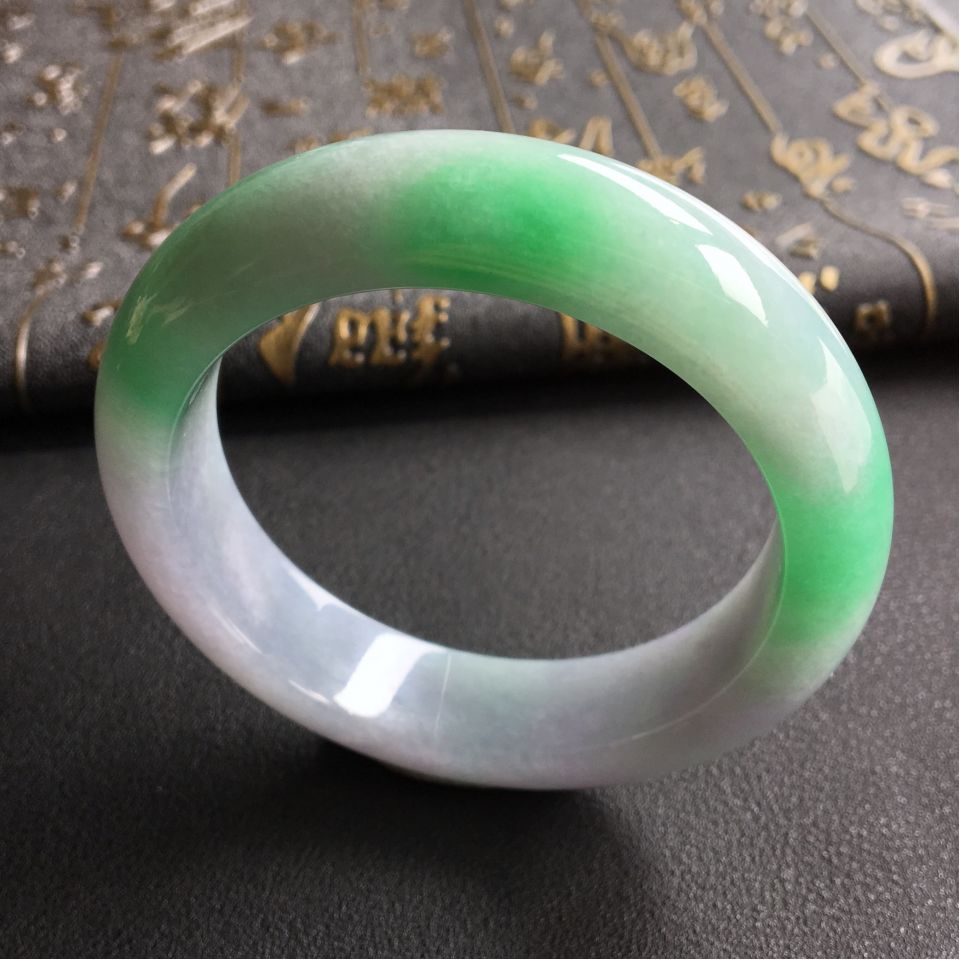 糯冰种春带彩手镯(55.2mm)