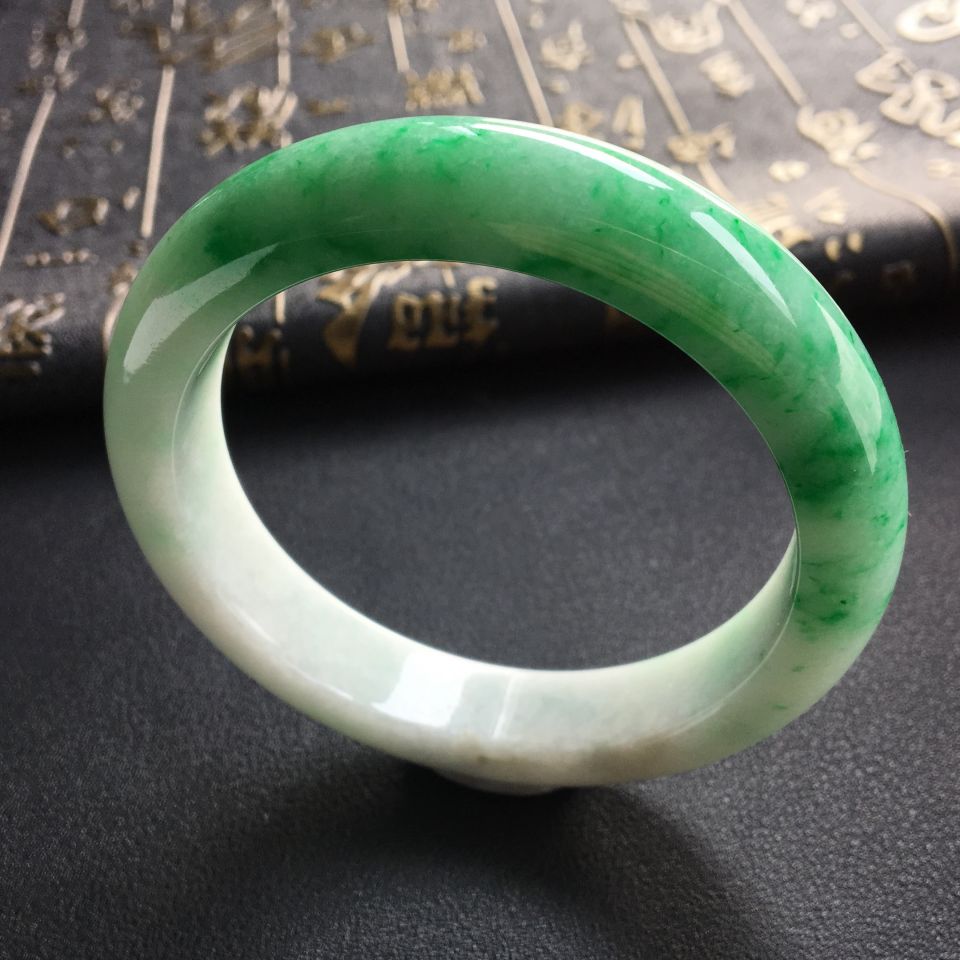 糯冰种飘翠手镯(59.8mm)