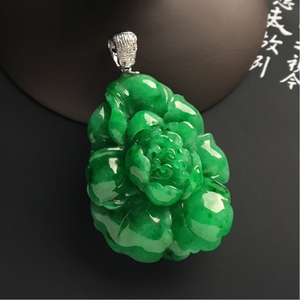 糯冰种翠色富贵花开挂件