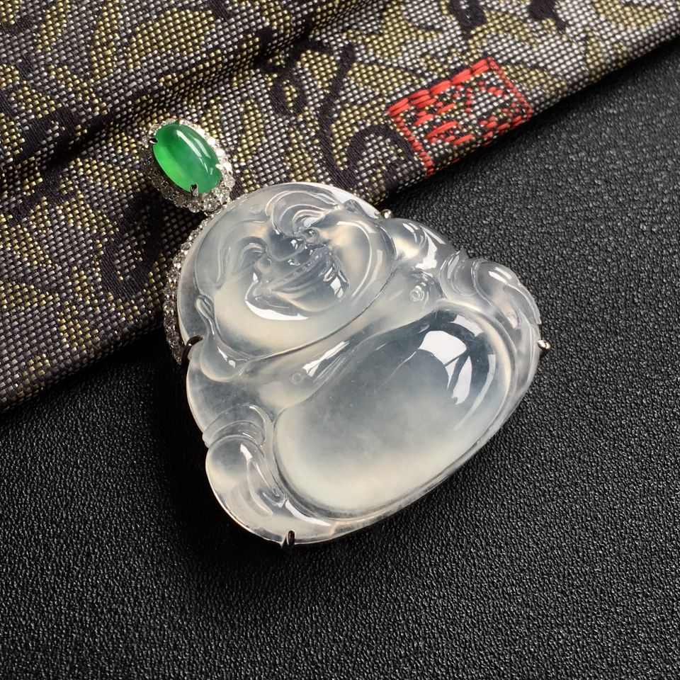 冰种淡晴水镶白金钻石玉佛胸坠