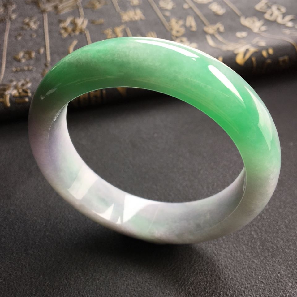 糯冰种飘翠手镯(57mm)